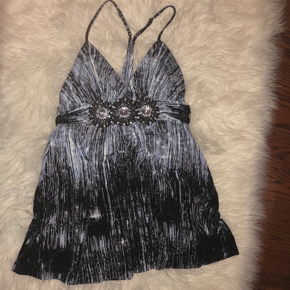 Party top - Picture 1 of 4